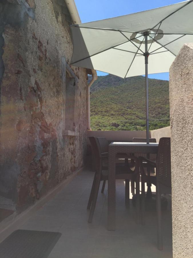 Maison Pauline * Galeria (Corsica)